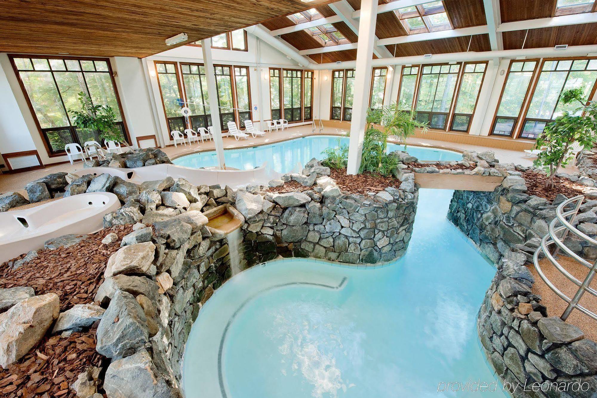 The Summit Resort Вейрс-Бич Удобства фото