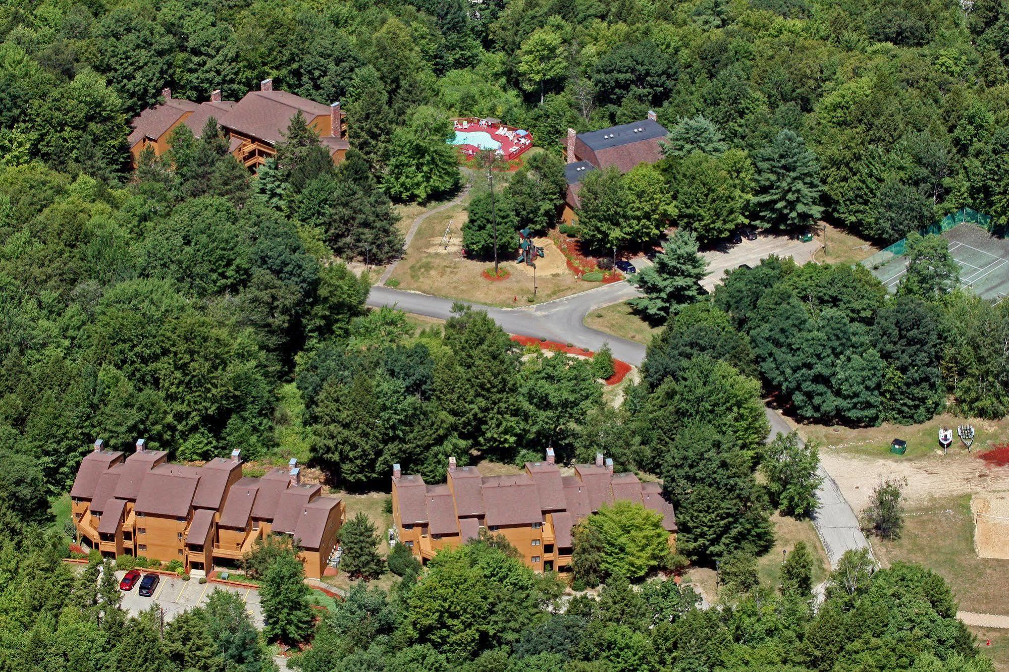 The Summit Resort Вейрс-Бич Экстерьер фото